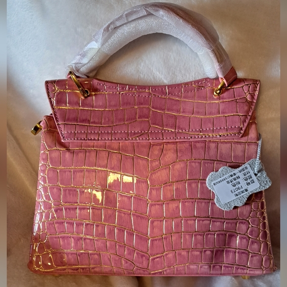 NWT PINK PATENT LEATHER SHIMMER CROC BAG - Picture 5 of 17